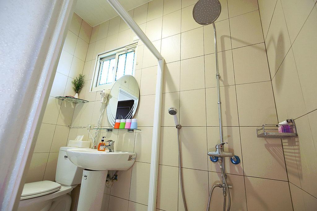 Seed House Bed & Breakfast Хуалиен Сити Екстериор снимка