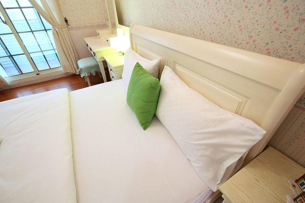 Seed House Bed & Breakfast Хуалиен Сити Екстериор снимка
